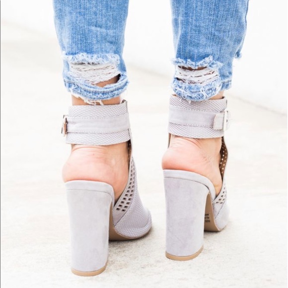 Ash Gray Laser Cut Slingback Block Heel Mule - Picture 2 of 5